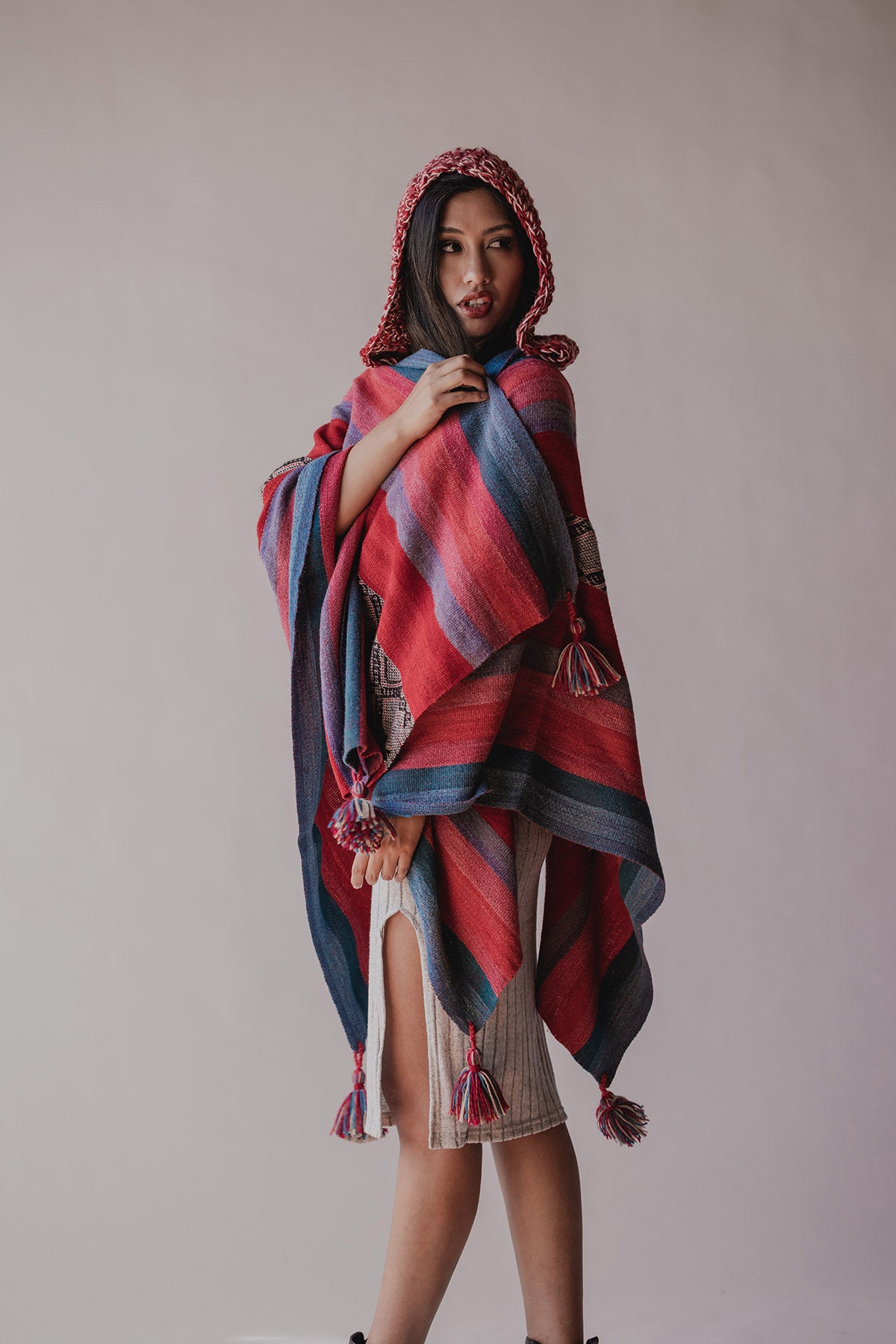 Capa de alpaca 015 -  con capucha
